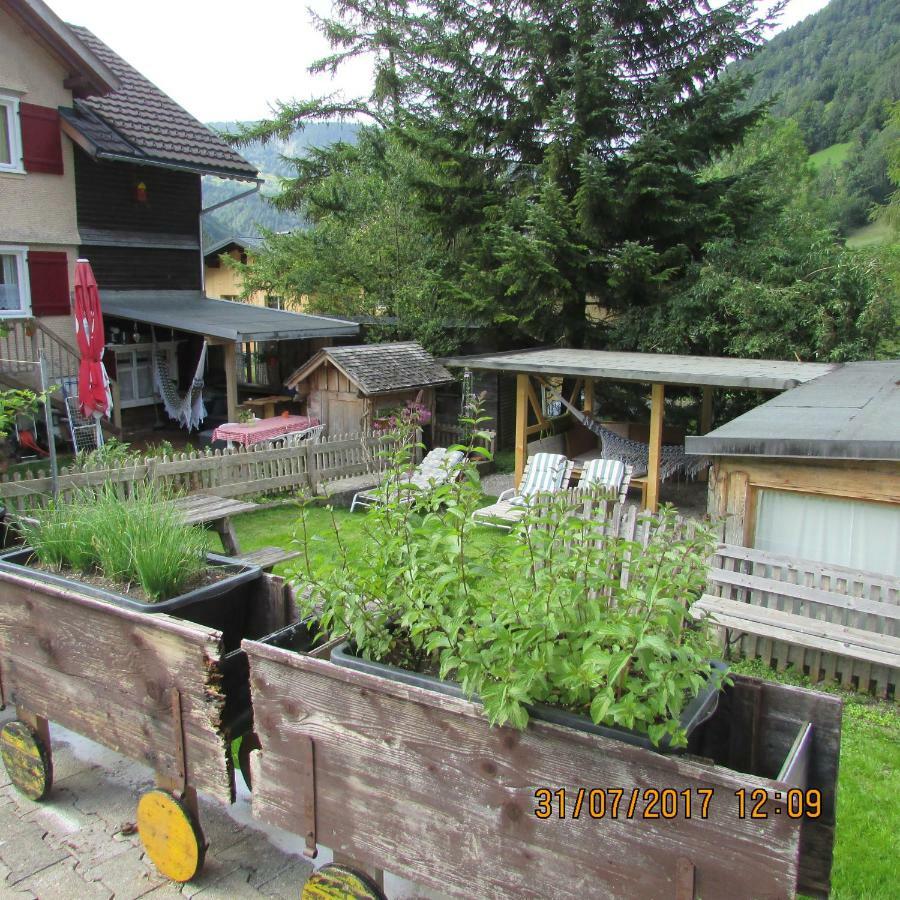 Haus Mittagspitze Hotel Mellau Exterior photo